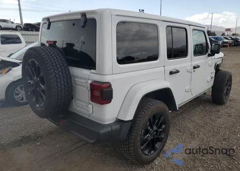 2024 Jeep Wrangler Sahara 4Xe z USA, uszkodzony, nr VIN 1C4RJXP67RW270764